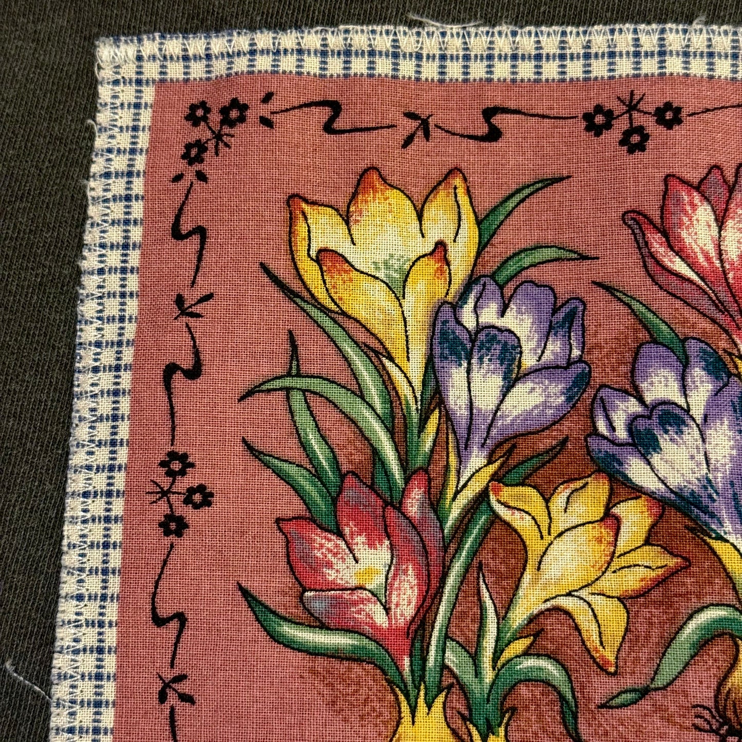crop tee (crocus)