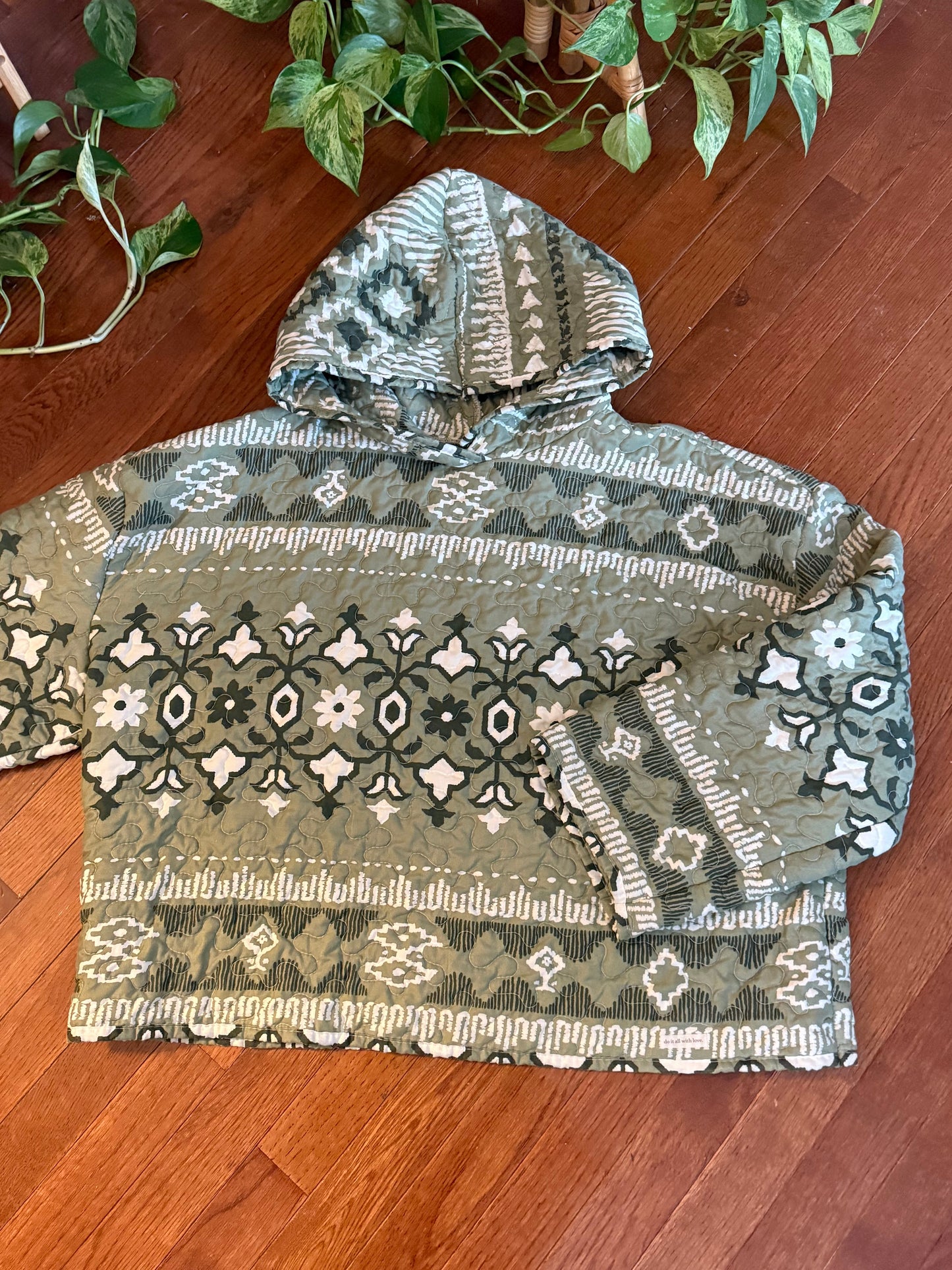 hoodie (mossy folk print)