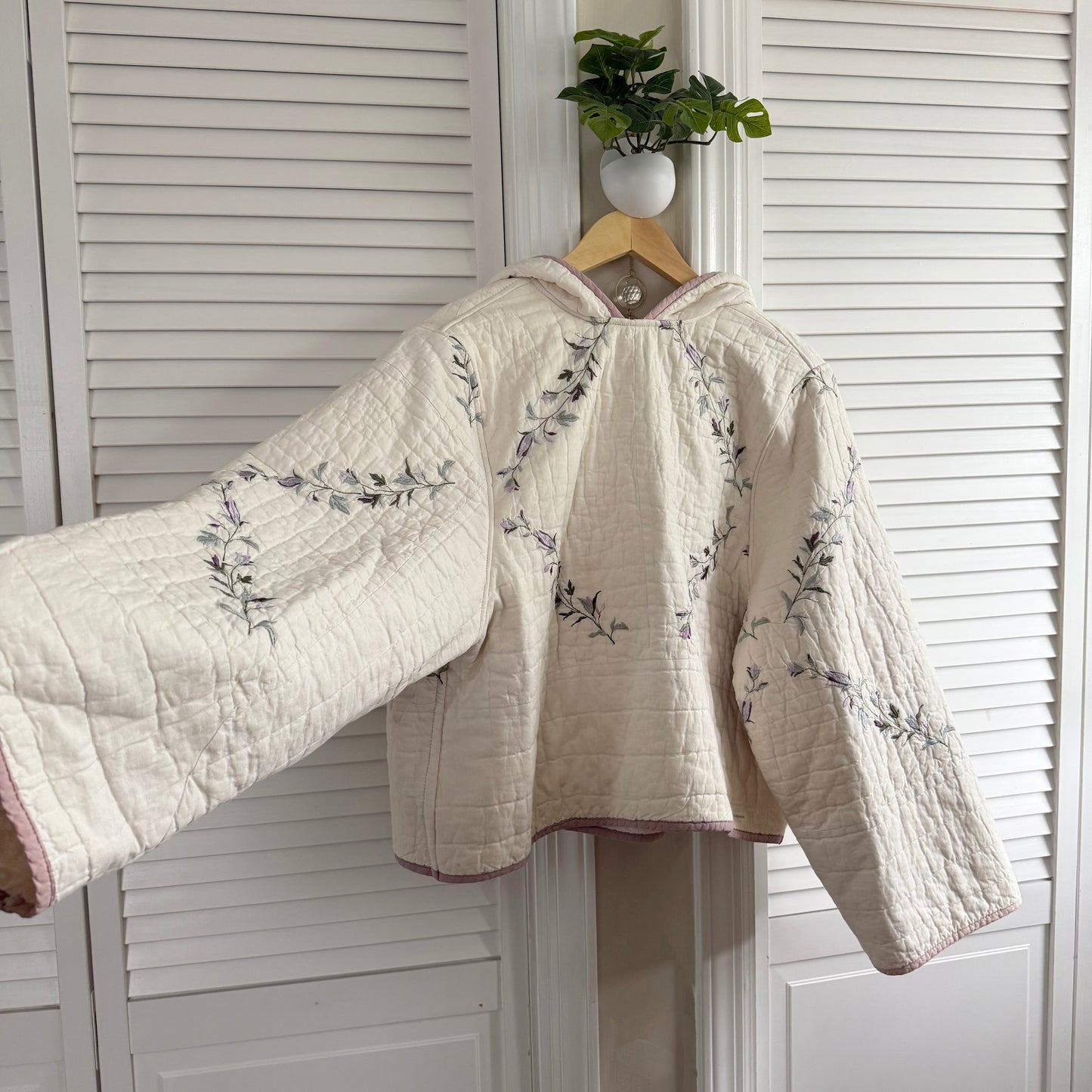quilt hoodie (lilac sage)