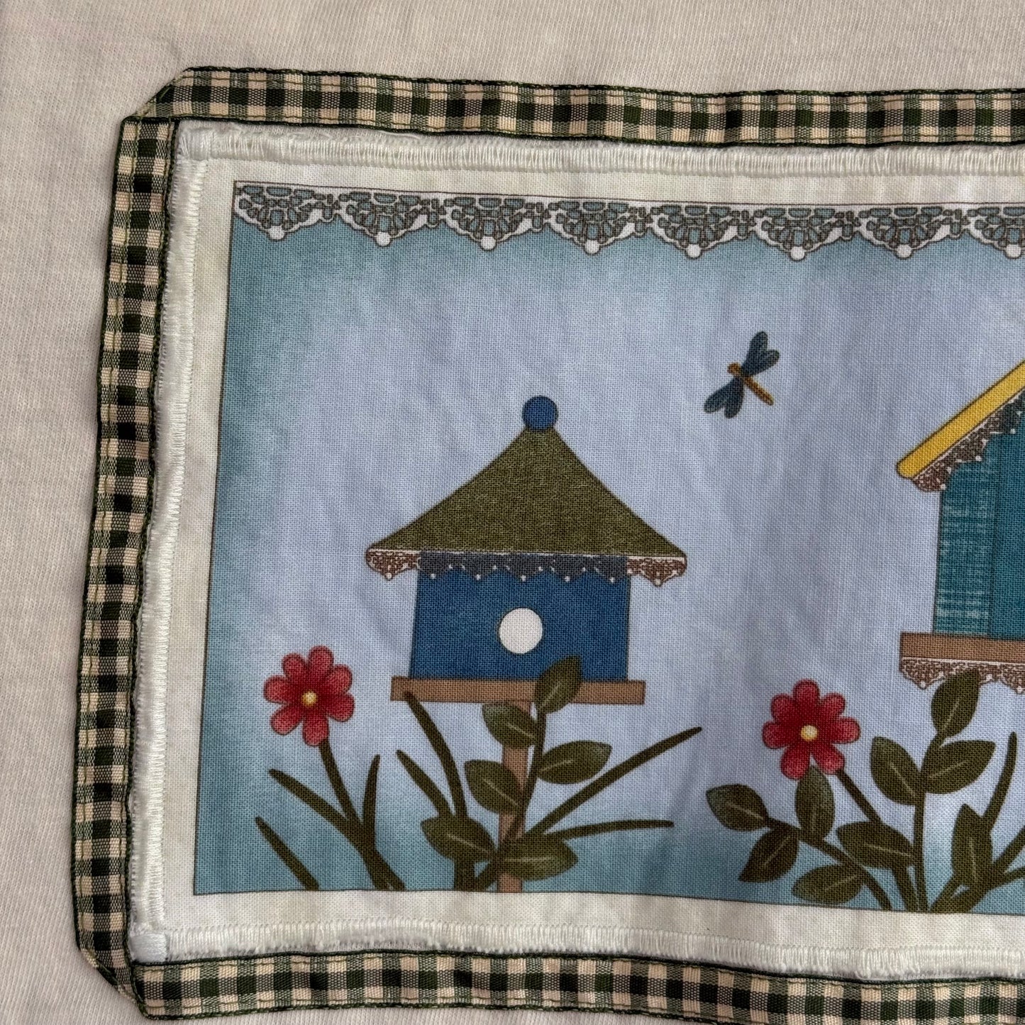 crop tee (bird houses)