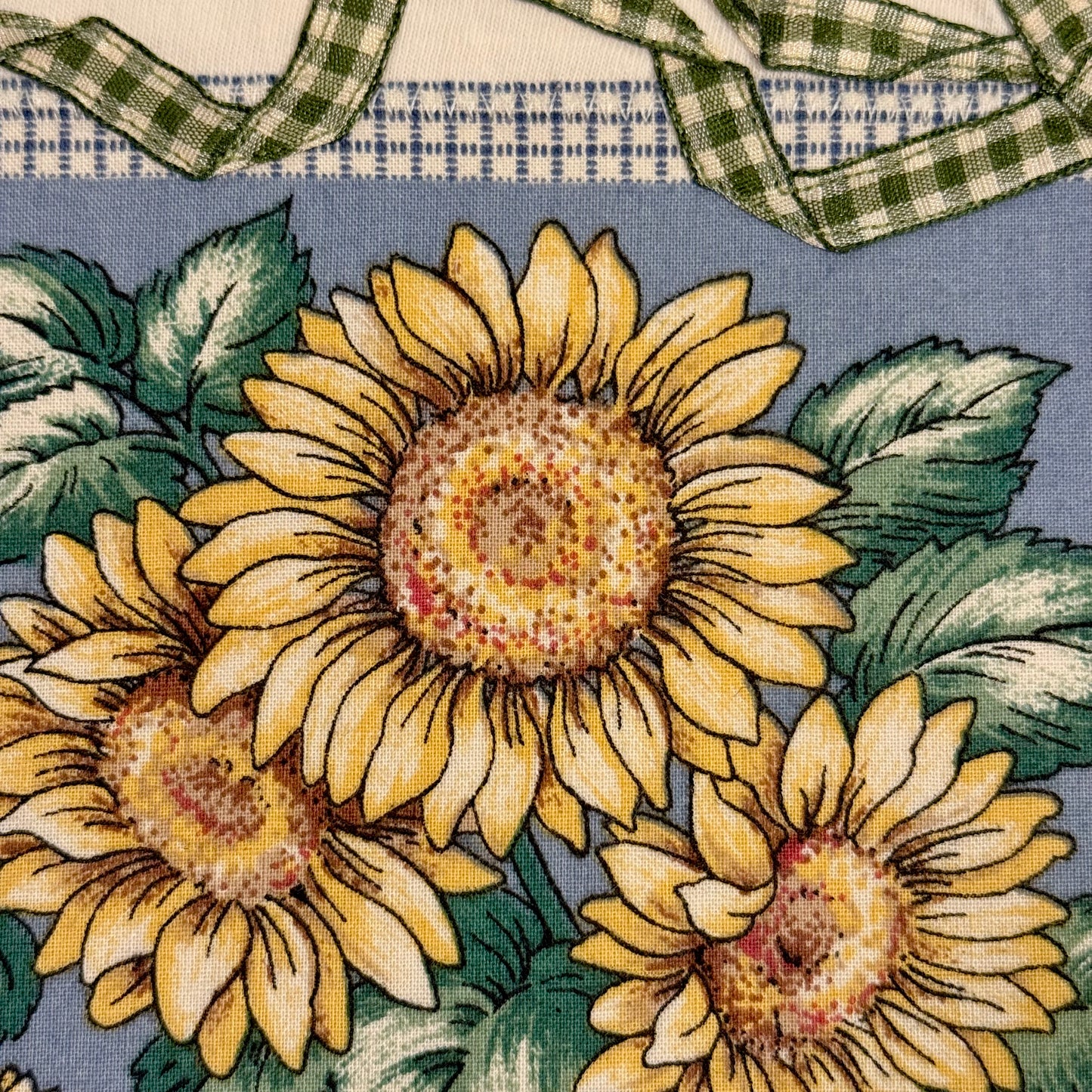 bow crop tee (sunflower)