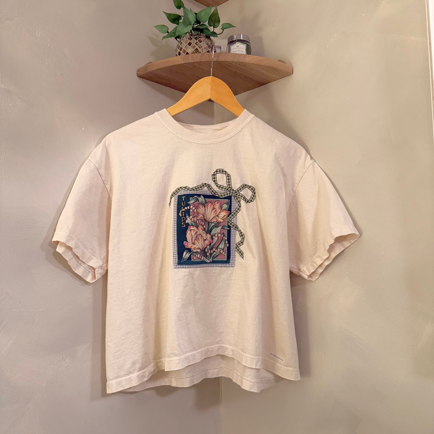 bow crop tee (tulip)