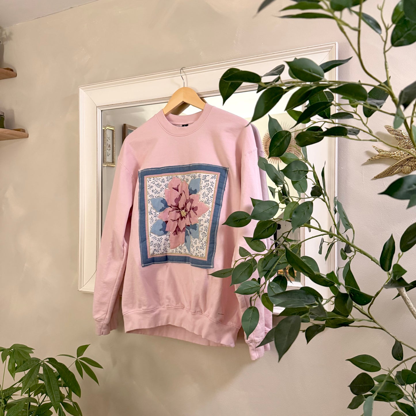 sweater (cotton candy floral)