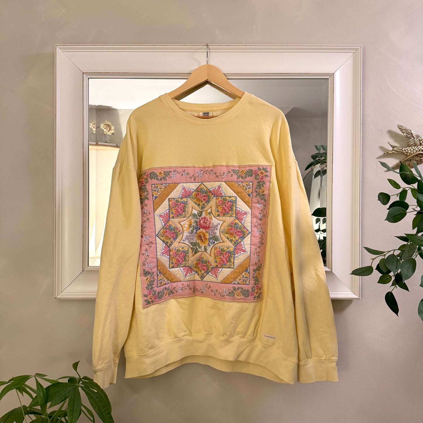 sweater (lemon raspberry quilt)