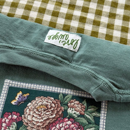 tee (zinnia)