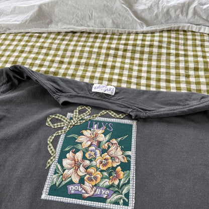 bow crop tee (lily)