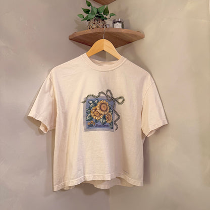bow crop tee (sunflower)