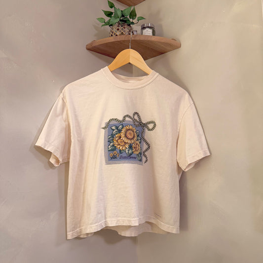 bow crop tee (sunflower)