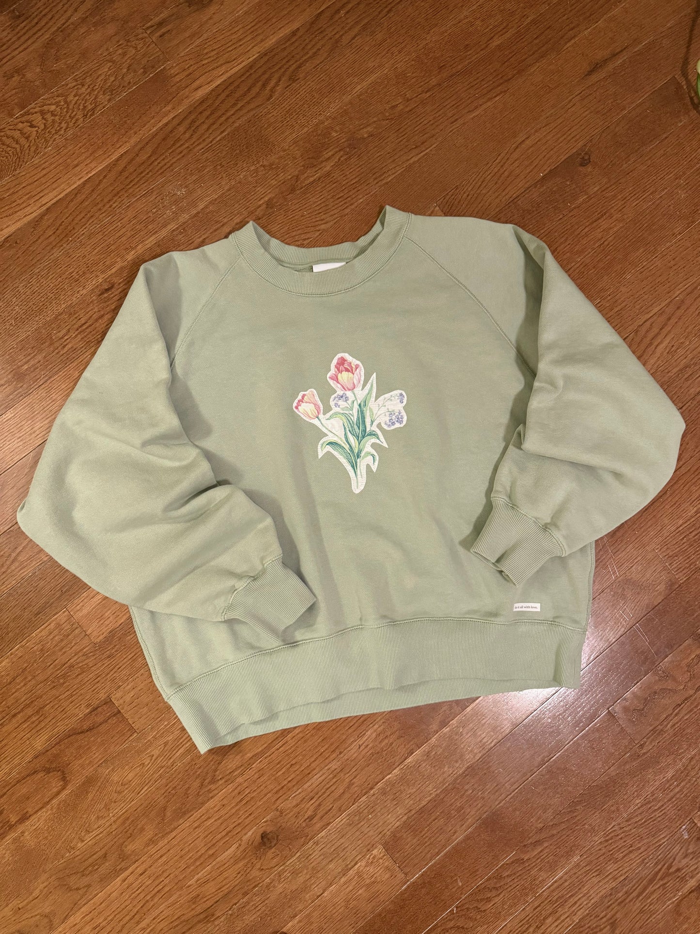 appliqué sweater (sage tulip)