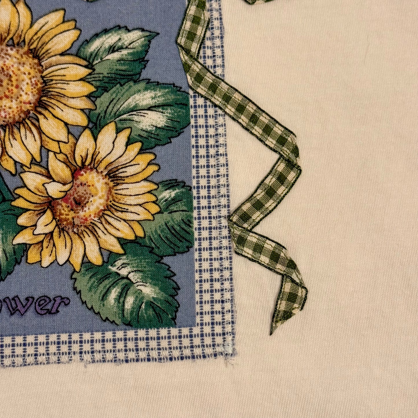 bow crop tee (sunflower)