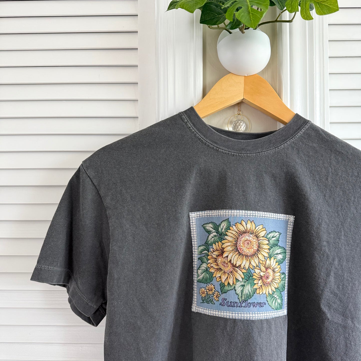 crop tee (sunflower)