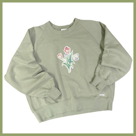 appliqué sweater (sage tulip)