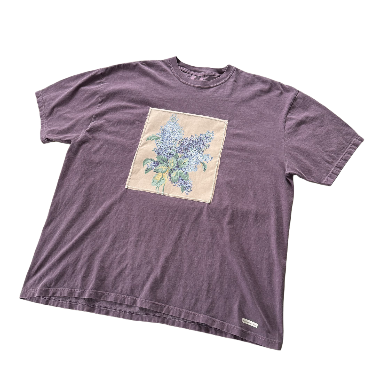 tee (lilac)