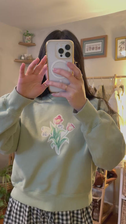 appliqué sweater (sage tulip)